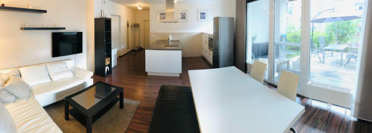25H Garden Apartment Plus Private Beach นอยซีเดิลอัมเซ ภายนอก รูปภาพ